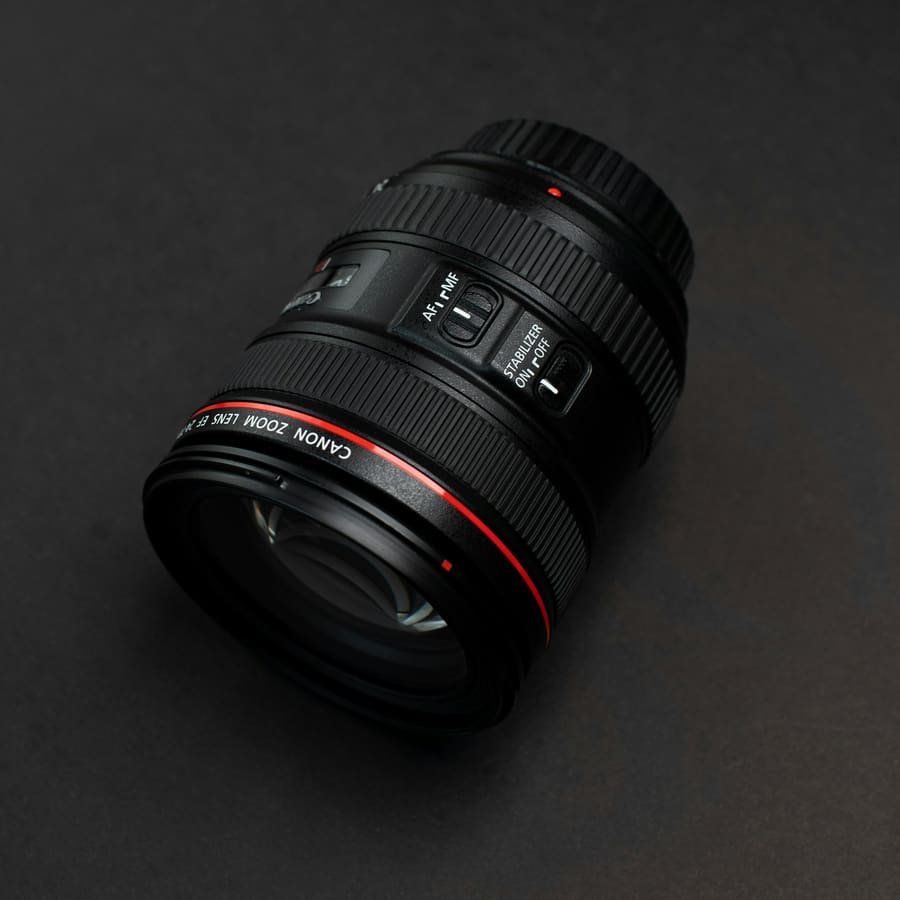 16-300mm F3.5-6.7 Travel Zoom