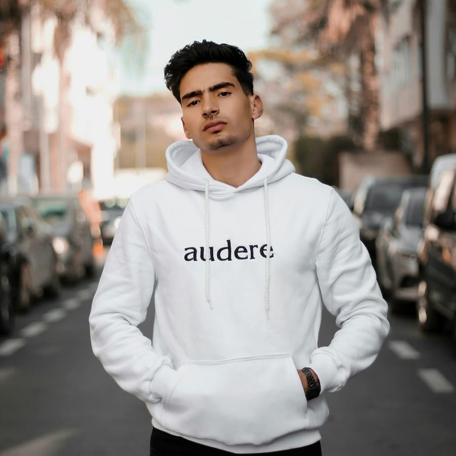 Heavyweight Box Hoodie — Black