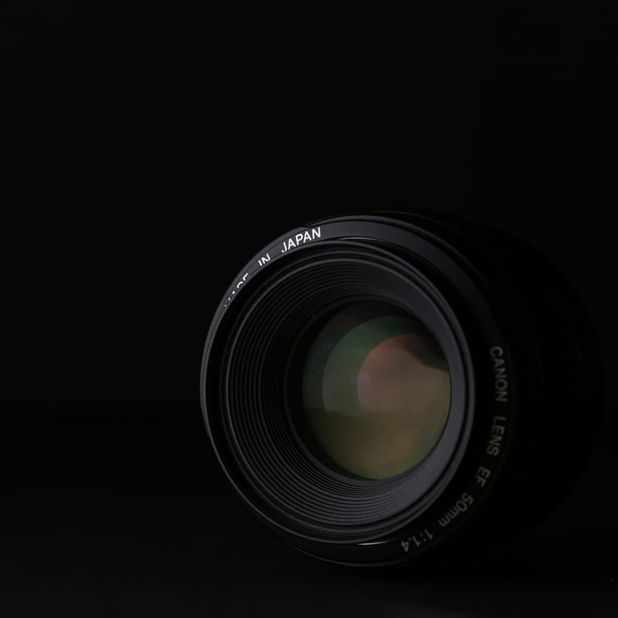 20-200mm F3.5-6.3 Contemporary Zoom