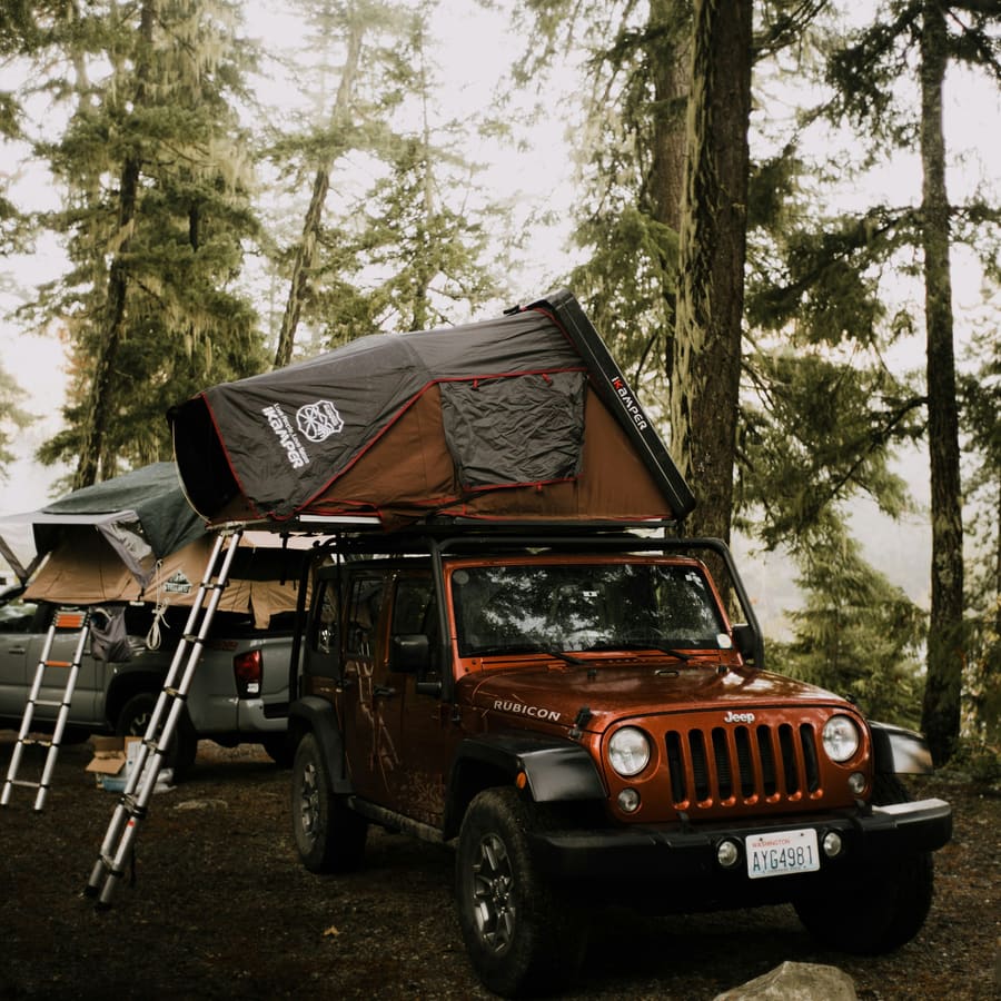 Ridgeback Hard-Shell Rooftop Tent